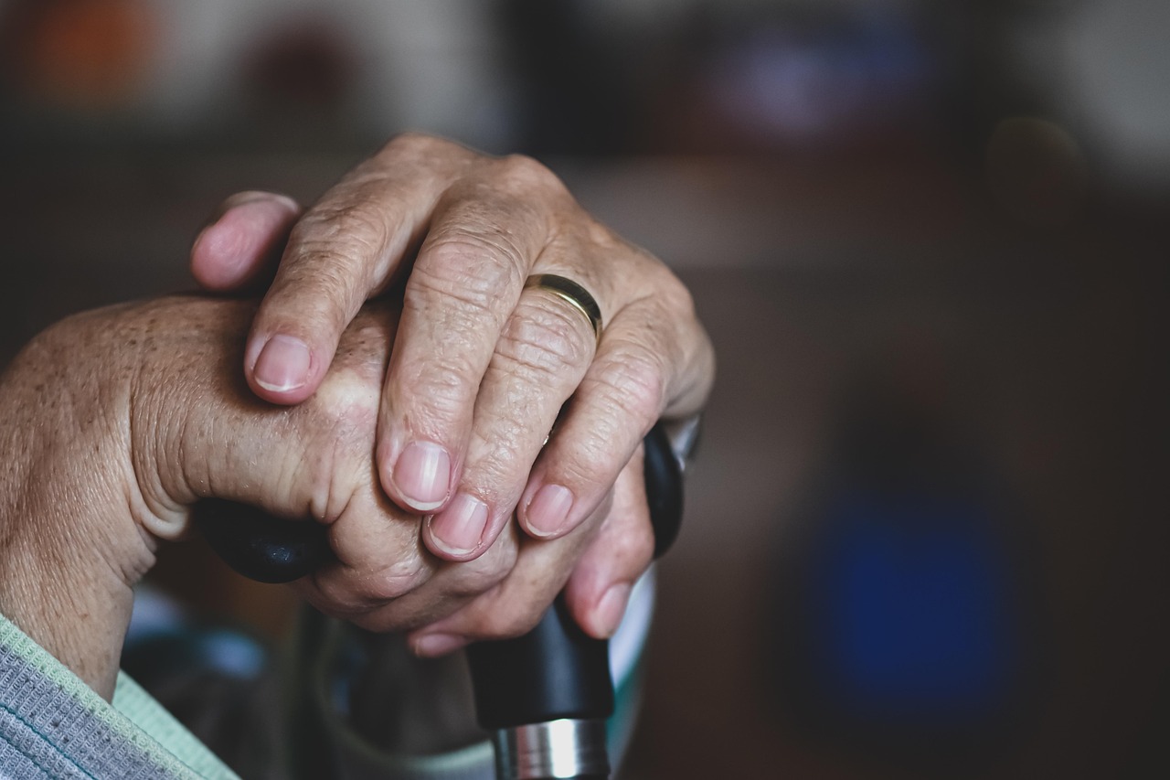 entdecken sie umfassende home care-lösungen für ihre angehörigen. unsere professionellen pflegekräfte bieten individuelle unterstützung und sicherheit im eigenen zuhause.