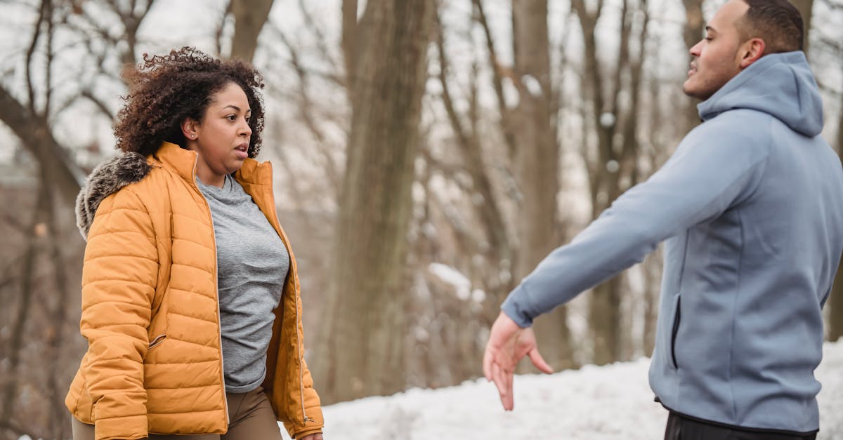 Wie halten Sie Ihre Katze im Winter glücklich und gesund?