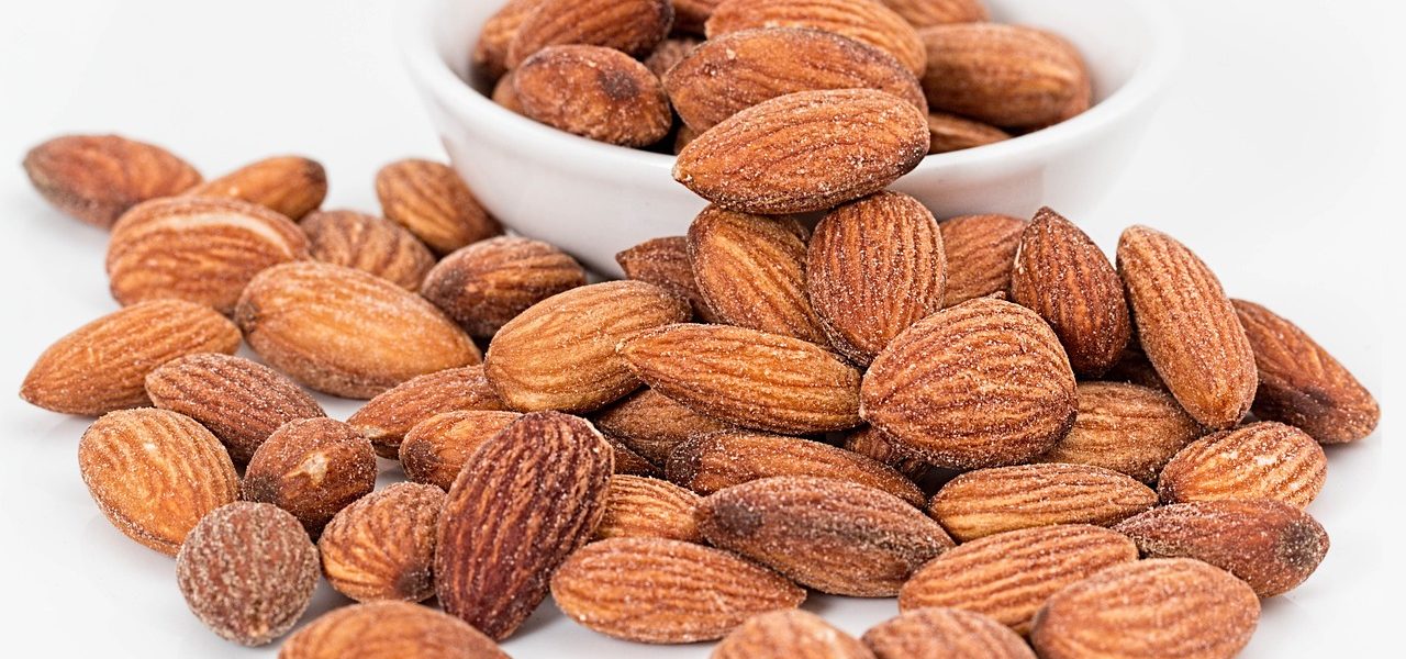 entdecken sie eine köstliche auswahl an snacks, die perfekt für jede gelegenheit sind. von süßen bis herzhaften leckereien – finden sie ihren lieblingssnack für den kleinen hunger zwischendurch!