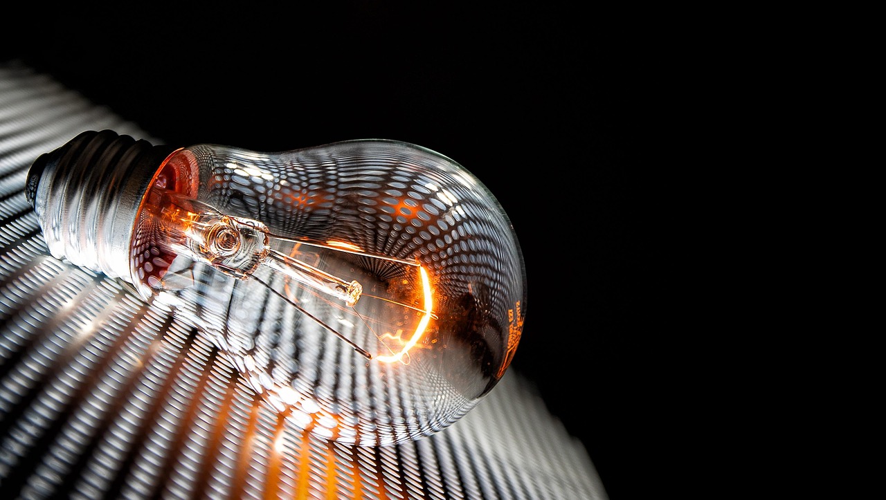 kreative designideen f&uuml;r kleine r&auml;ume: maximieren sie ihren platz mit stilvollen und funktionalen einrichtungstipps.